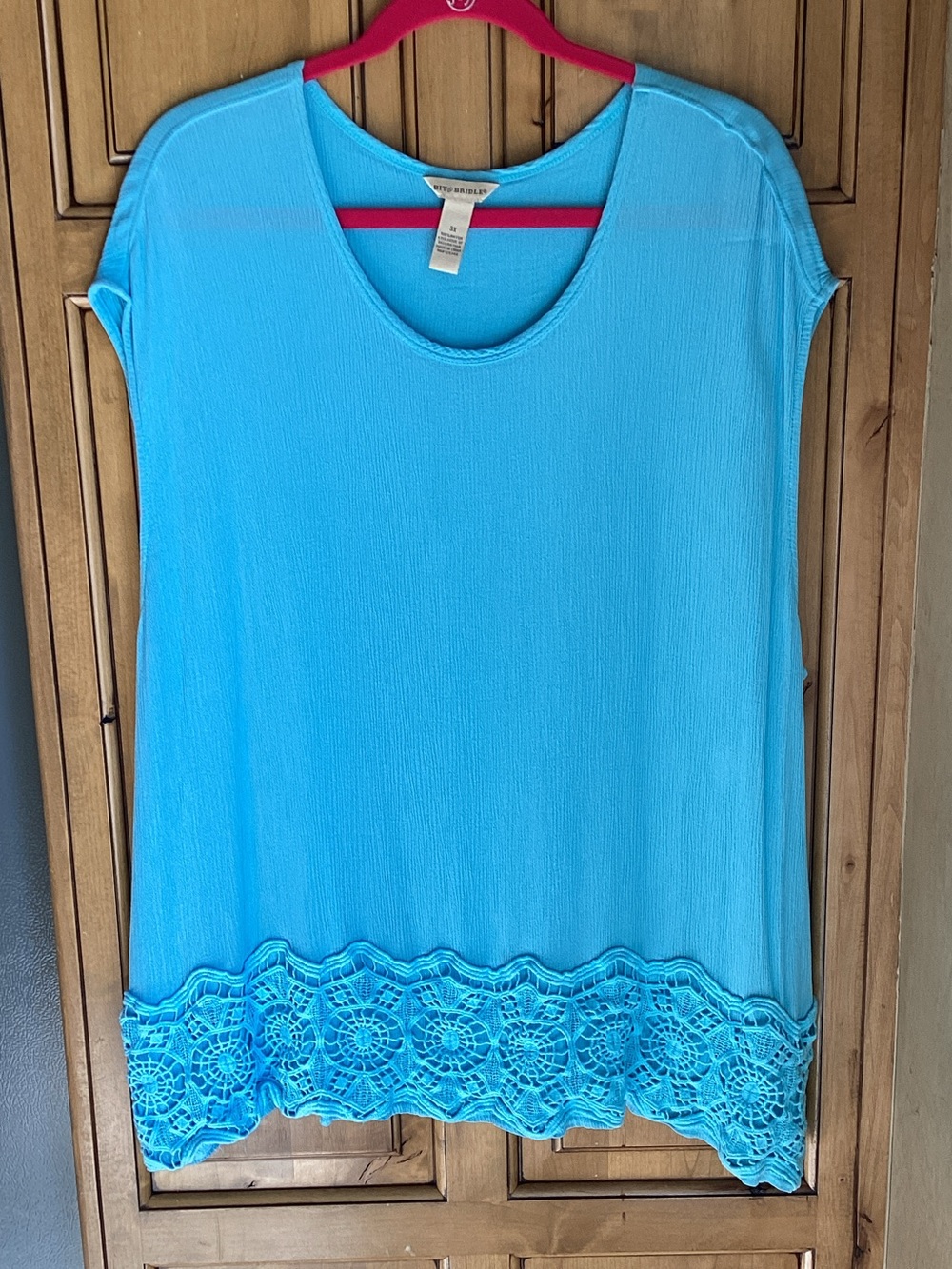 Bit & Bridle Aqua Wide Lace Hemmed Scoop Neck Tunic